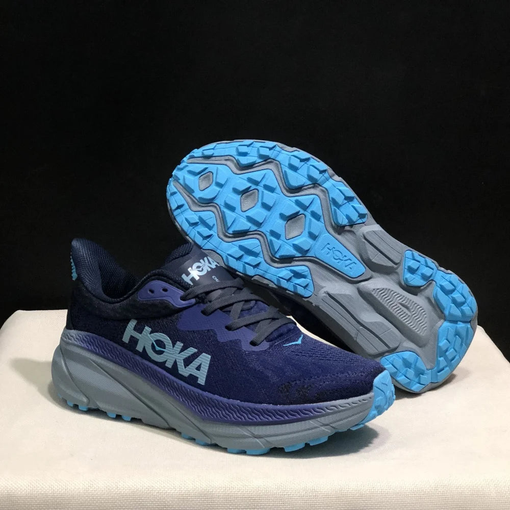 HOKA Challenger 7