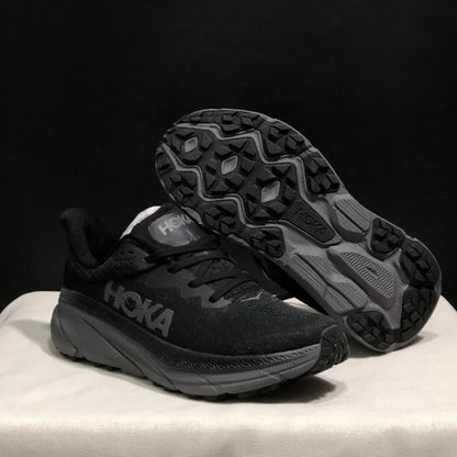 HOKA Challenger 7